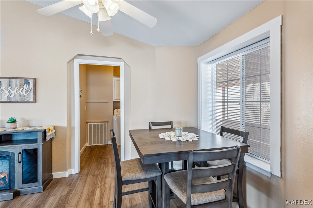1545 East El Rodeo Road, Unit 84 Fort Mohave, AZ 86426 - Photo 16 of 67 Dining Area