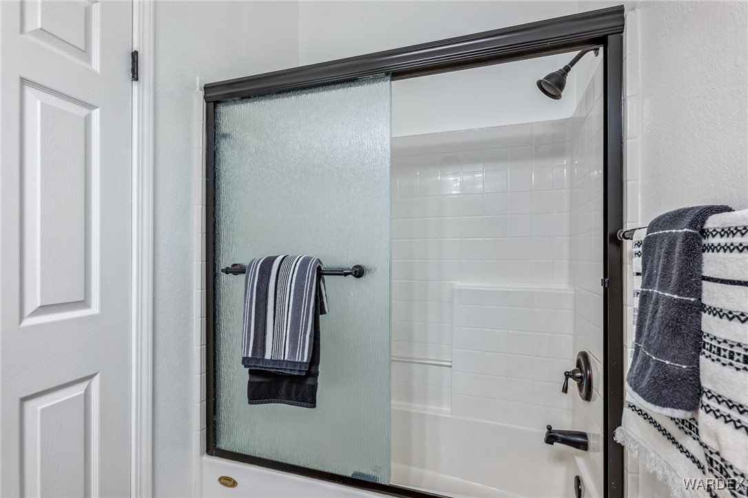 1545 East El Rodeo Road, Unit 84 Fort Mohave, AZ 86426 - Photo 20 of 67 Bathroom