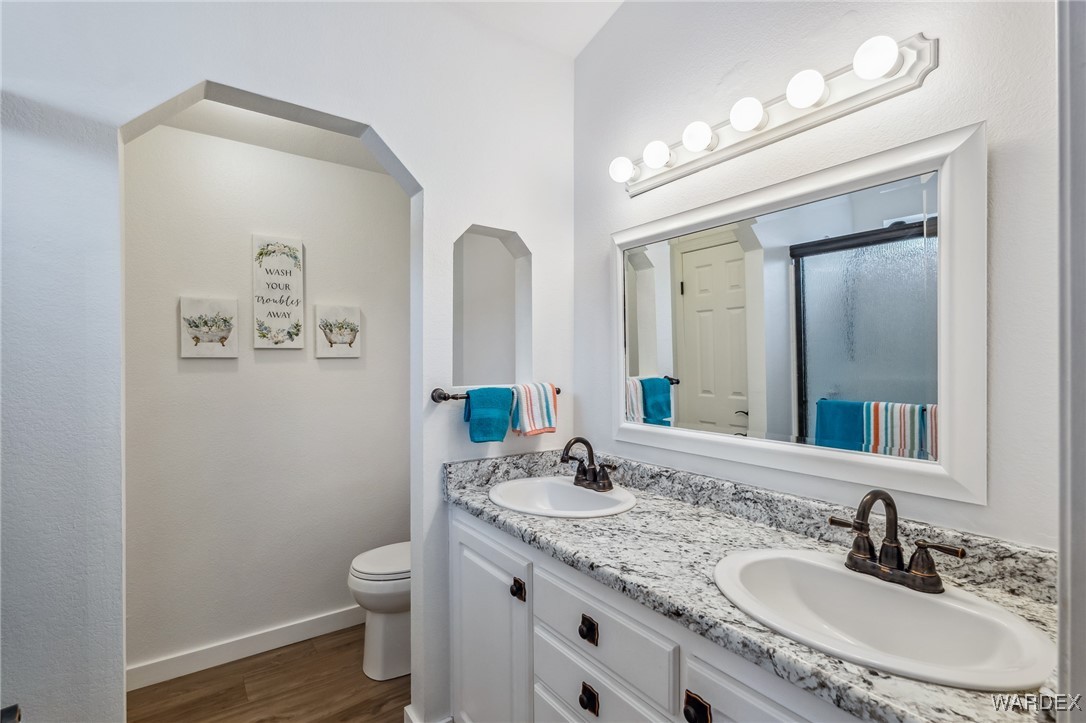 1545 East El Rodeo Road, Unit 84 Fort Mohave, AZ 86426 - Photo 31 of 67 Bathroom
