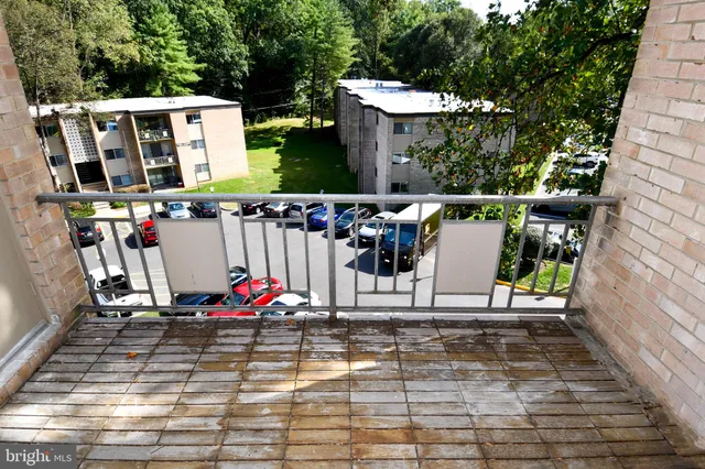 a view of outdoor space yard and deck