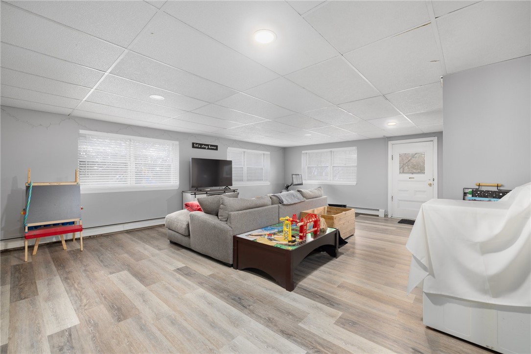 11 Hardwick Street Cumberland, RI 02864 - Photo 18 of 35