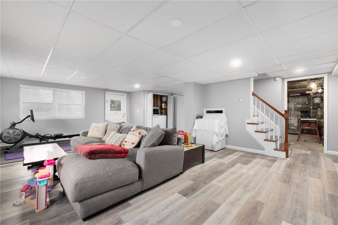 11 Hardwick Street Cumberland, RI 02864 - Photo 19 of 35