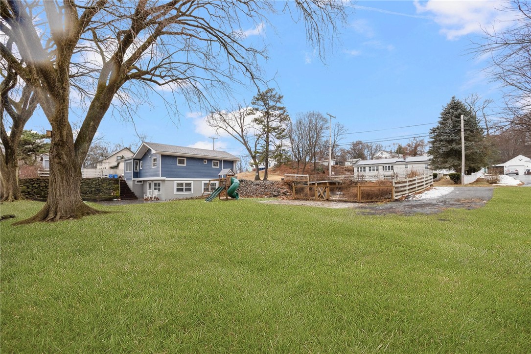 11 Hardwick Street Cumberland, RI 02864 - Photo 32 of 35