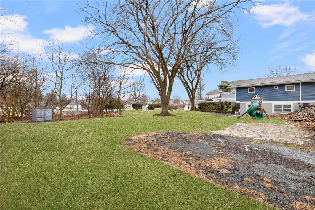 11 Hardwick Street Cumberland, RI 02864 - Photo 33 of 35