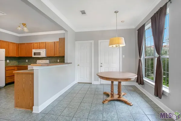 $2,100 | 710 East Boyd Drive, Unit 708, Baton Rouge, LA 70808