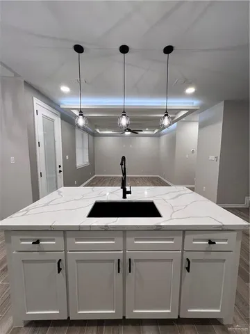 $1,800 | 5317 North Crown Point, Pharr, TX 78577