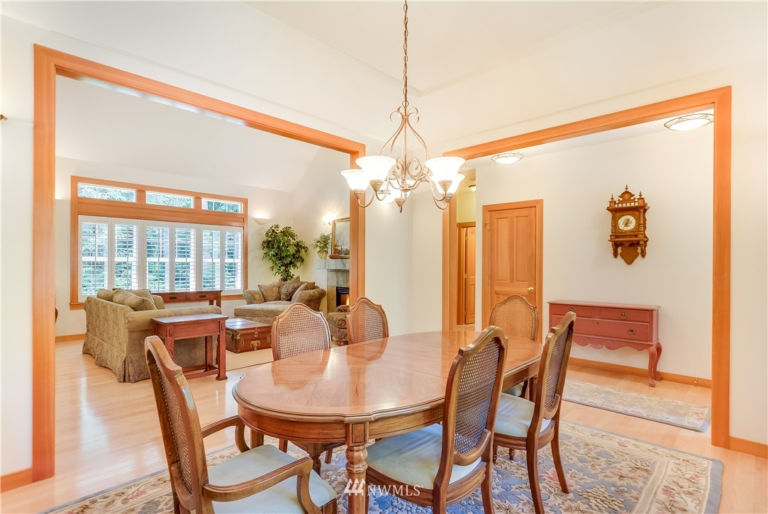 5755 Northeast Foster Road Bainbridge Island, WA 98110 - Photo 8 of 25