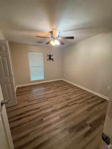 $2,700 | 1422 Stoneleigh Drive, Baton Rouge, LA 70808