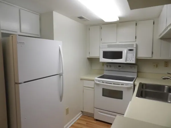 $1,300 | 1100 Possum Trot Road, Unit D104, North Myrtle Beach, SC 29582