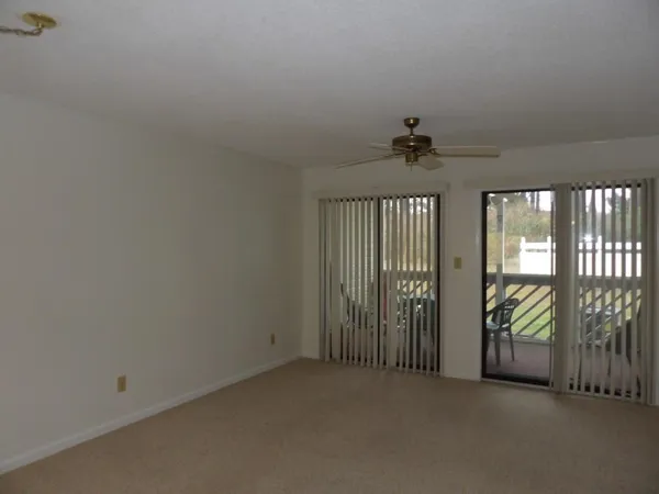 $1,300 | 1100 Possum Trot Road, Unit D104, North Myrtle Beach, SC 29582