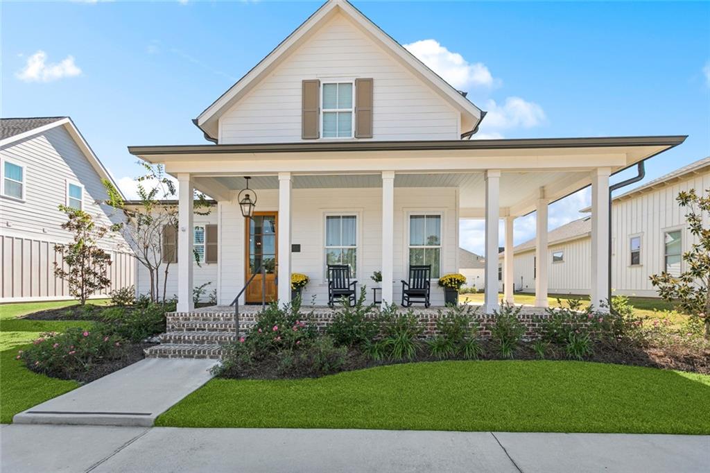 521 Melrose Avenue Covington, LA 70433 - Photo 2 of 23