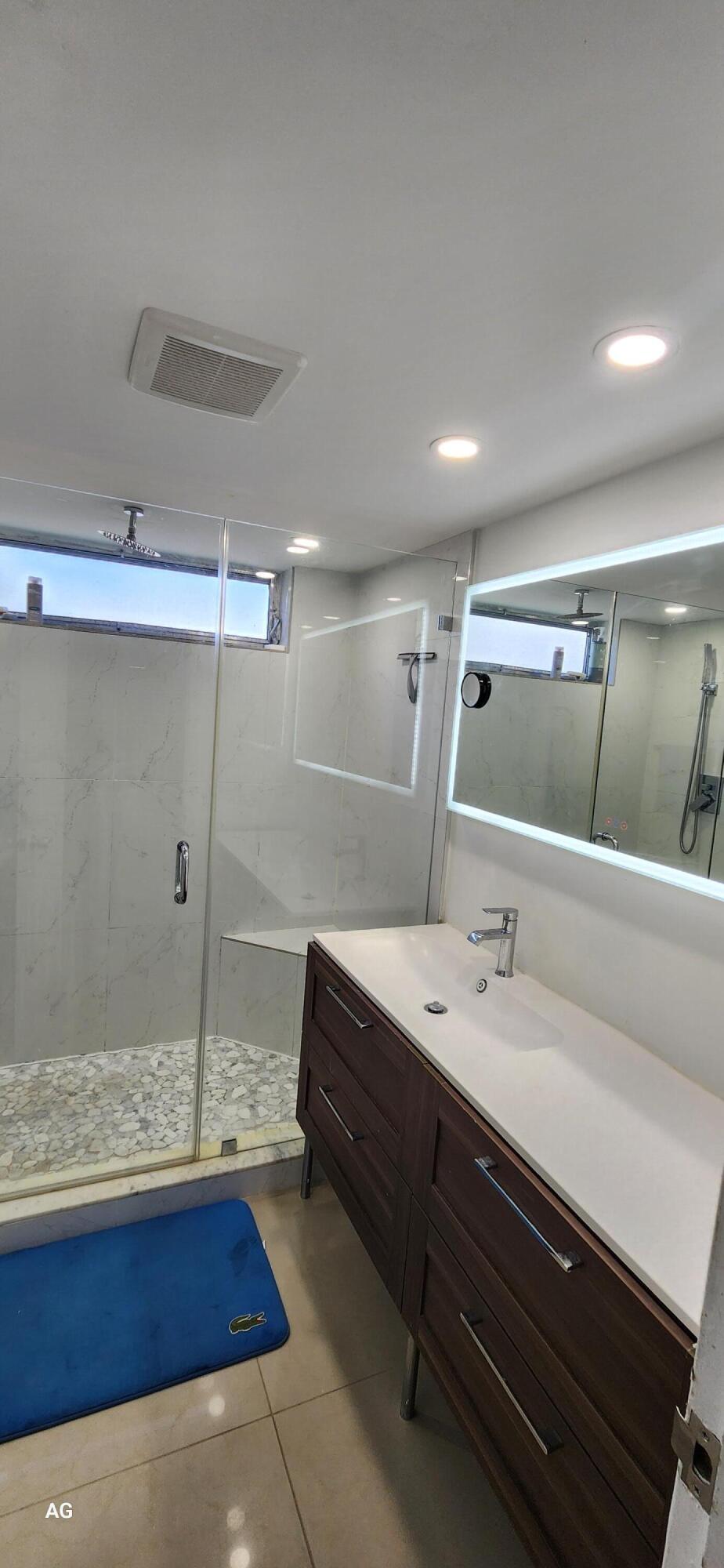20 Southeast 13th Street, Unit B7 Boca Raton, FL 33432 - Photo 15 of 25 Primary Bedroom 1 bathroom