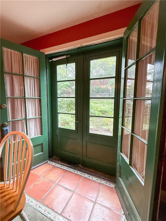 410 Sulgrave Road Pittsburgh, PA 15211 - Photo 3 of 25