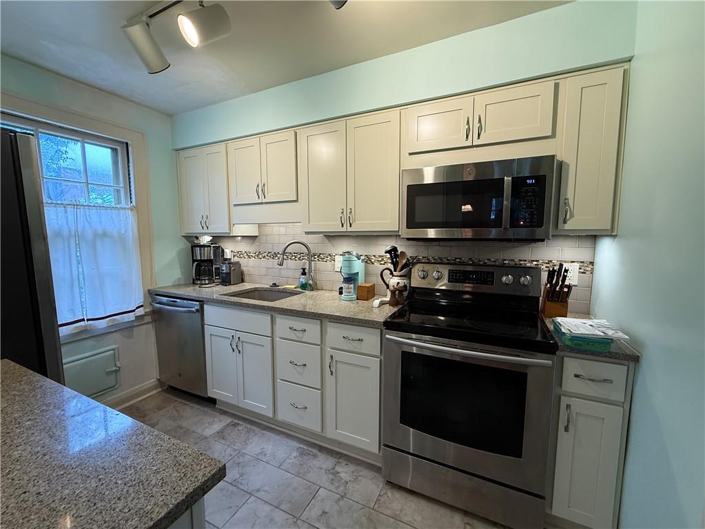 410 Sulgrave Road Pittsburgh, PA 15211 - Photo 7 of 25