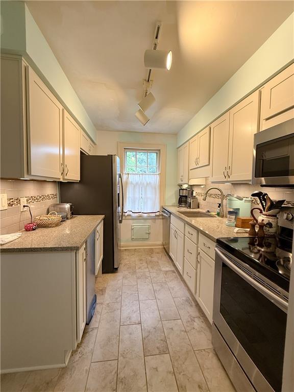 410 Sulgrave Road Pittsburgh, PA 15211 - Photo 8 of 25