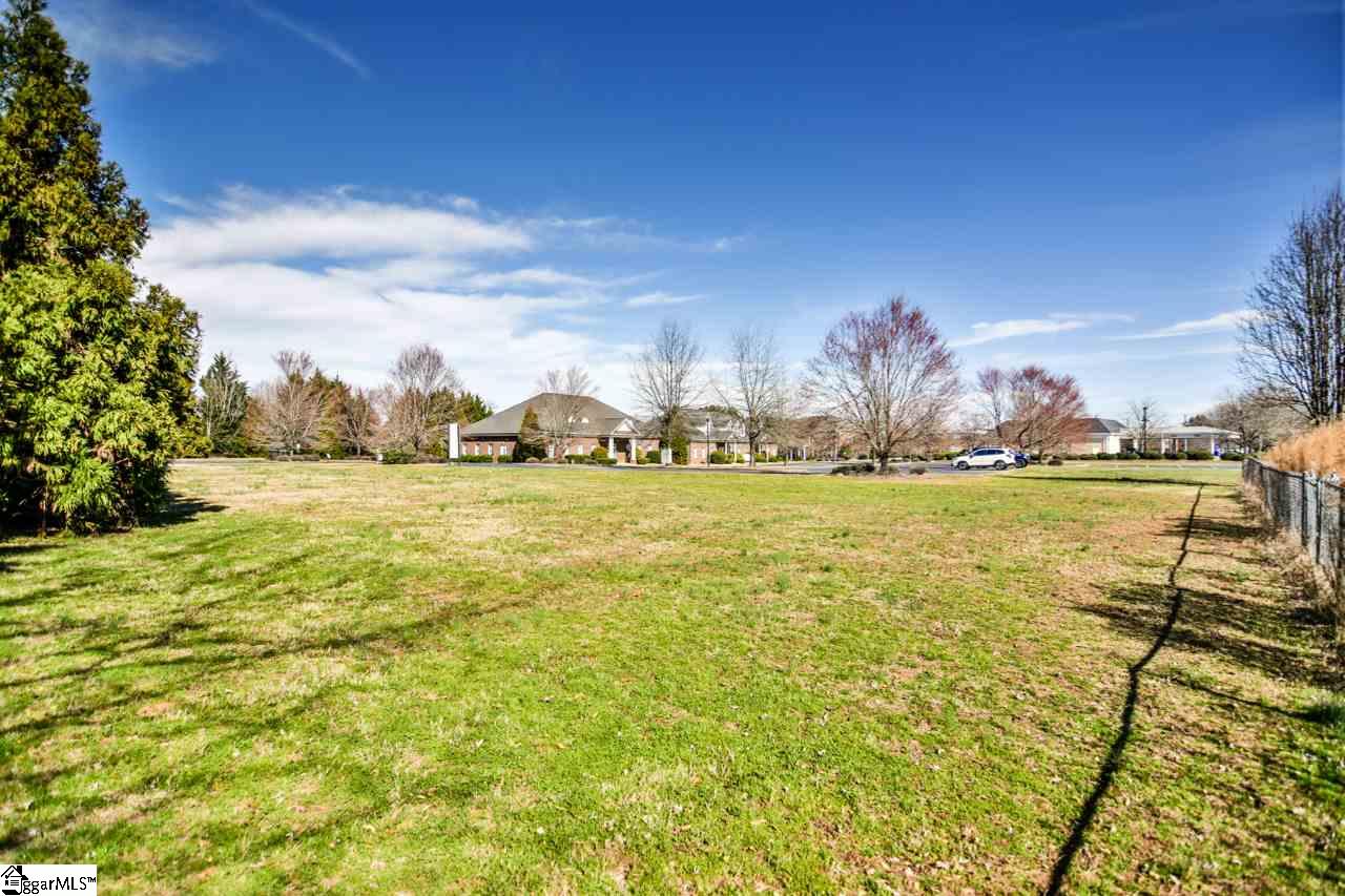 634 G Fairview Road Simpsonville, SC 29680 - Photo 6 of 15 Gallery Image 6