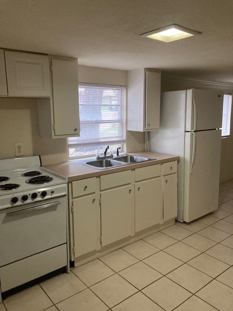 917 Keith Lane, Unit C Austin, TX 78705 - Photo 2 of 10