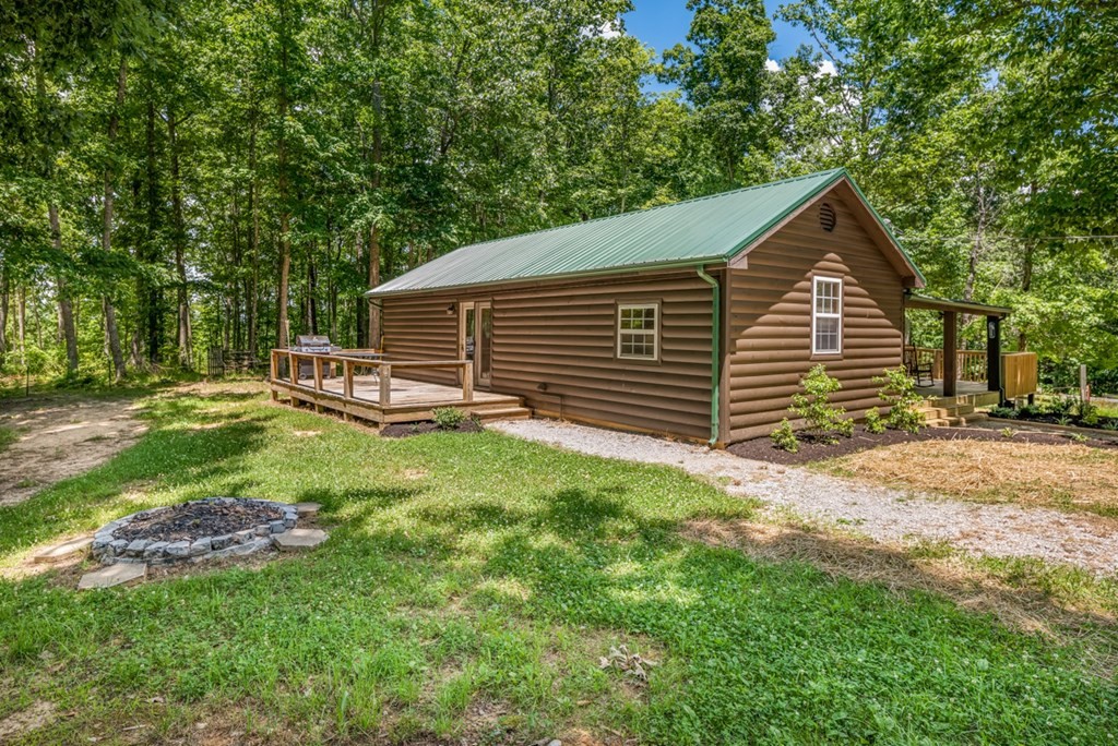 284 John J Smith Road Oneida, TN 37841 - Photo 22 of 38 Gallery Image 22