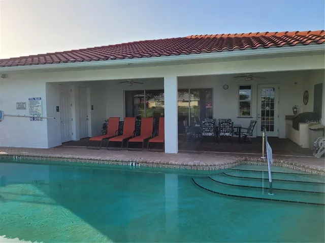 a view of outdoor space