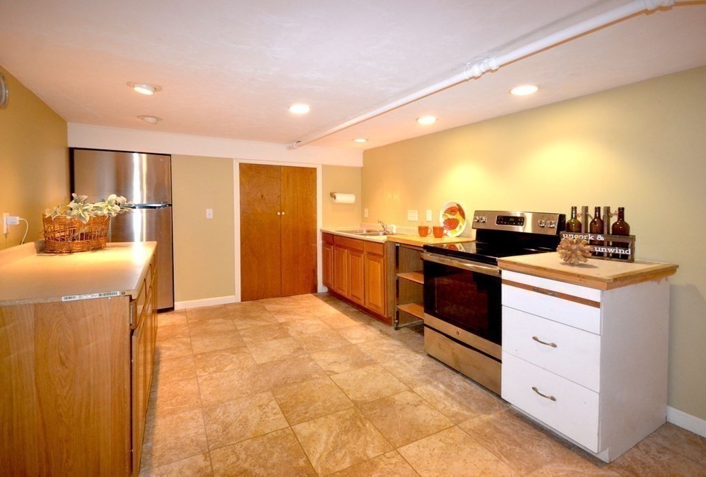 6 Southwood Road Worcester, MA 01609 - Photo 31 of 39 Gallery Image 31