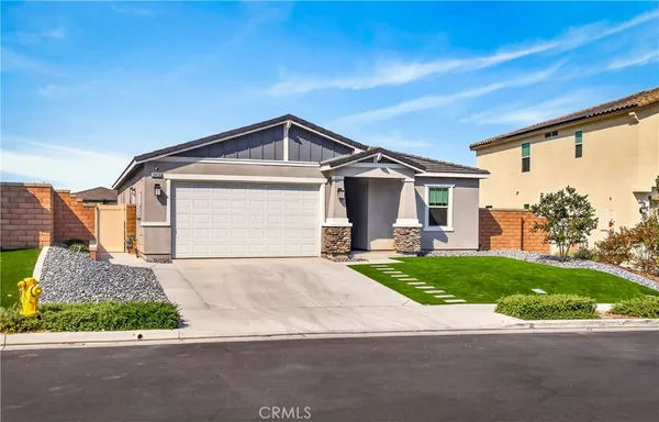 $4,000 | 19459 Melogold Circle, Riverside, CA 92507
