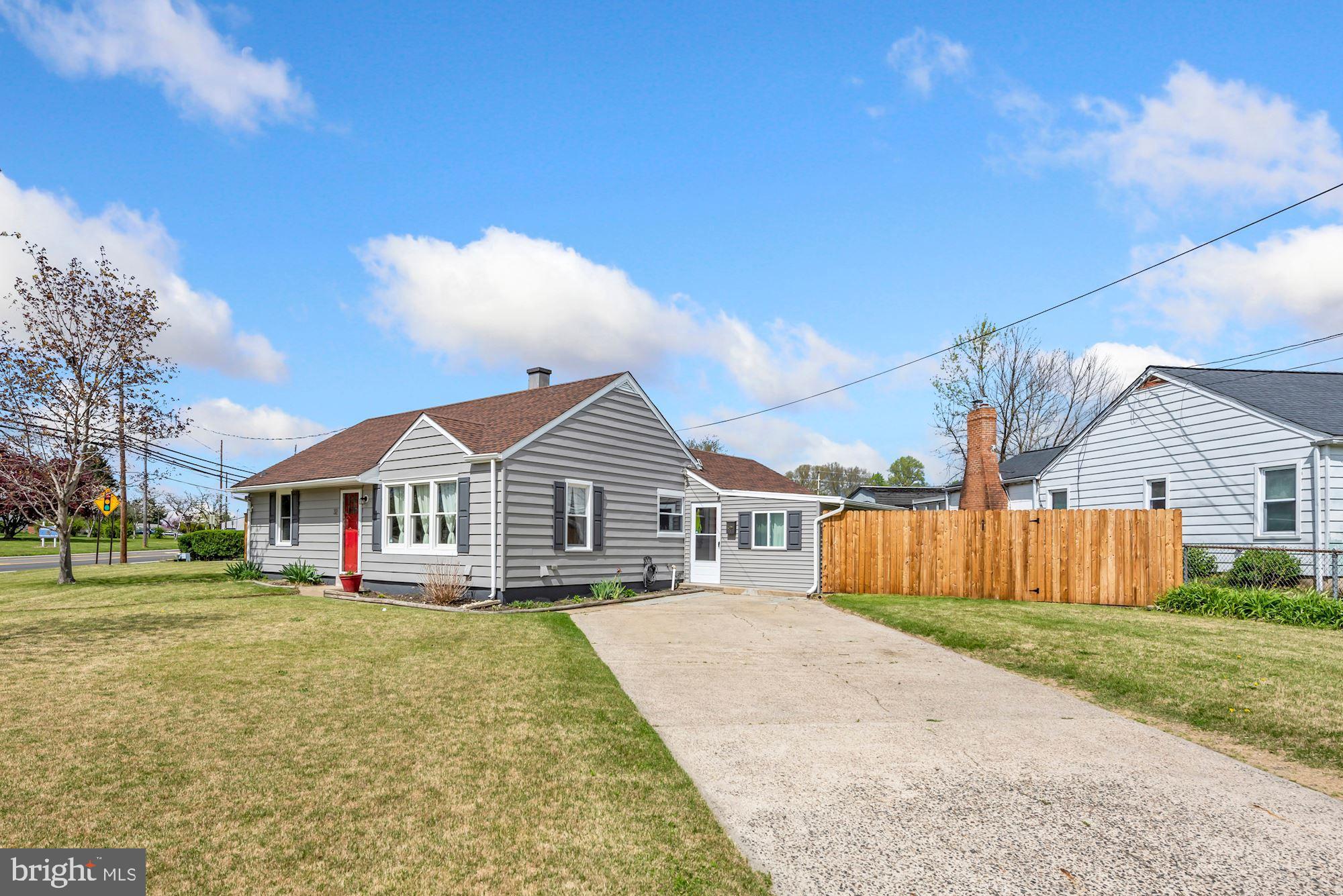 32 Fort Dix Road Pemberton, NJ 08068 - Photo 1 of 23