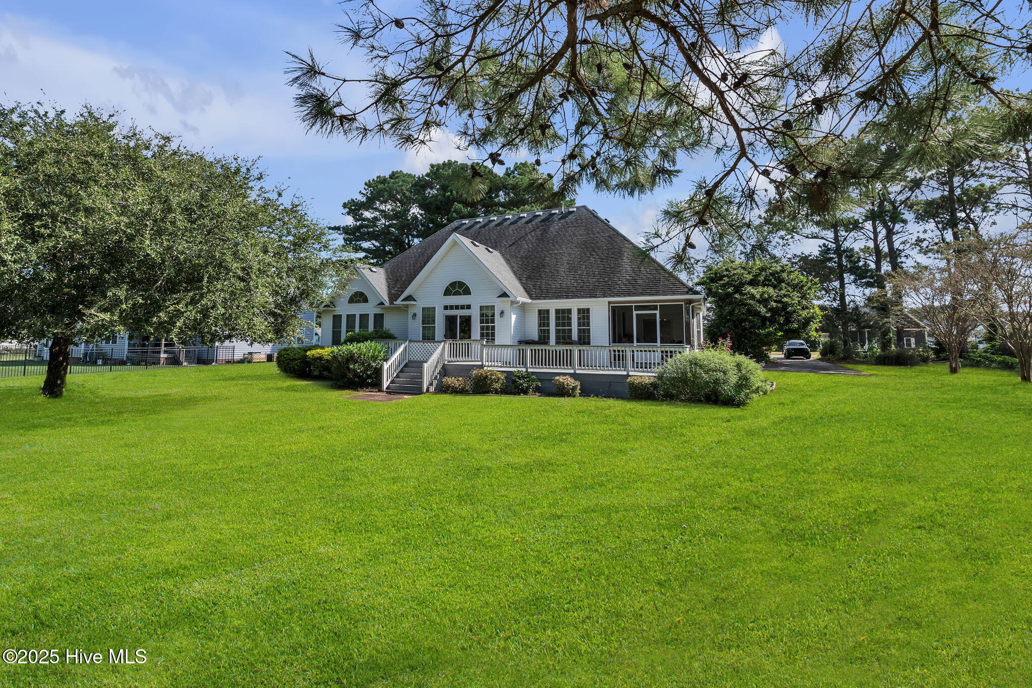 202 Augusta Drive Grandy, NC 27939 - Photo 6 of 46 10-web-or-mls-DSC_9040