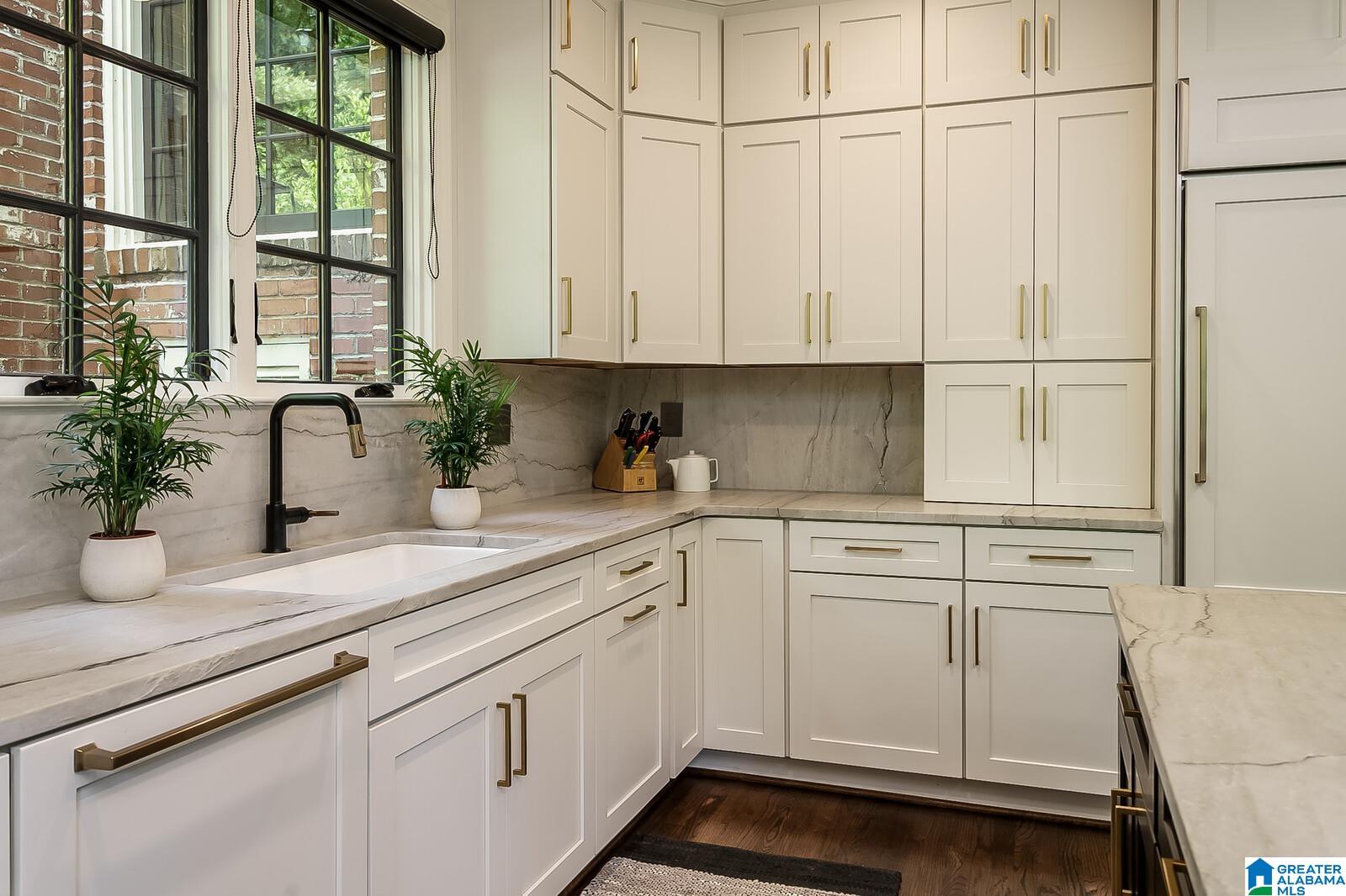 2919 Canterbury Road Birmingham, AL 35223 - Photo 16 of 50