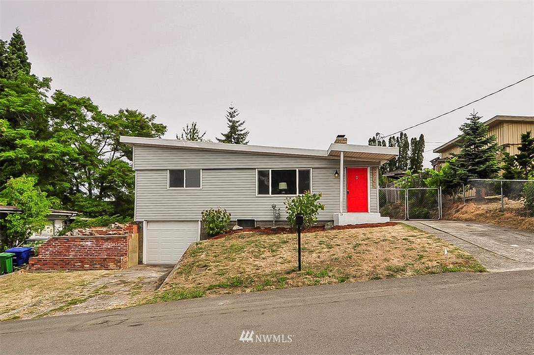 2300 Northeast 6th Place Renton, WA 98056 - Photo 23 of 24 Gallery Image 23