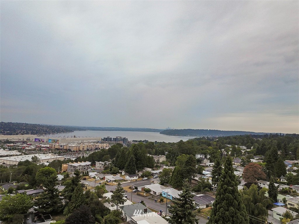 2300 Northeast 6th Place Renton, WA 98056 - Photo 24 of 24 Gallery Image 24