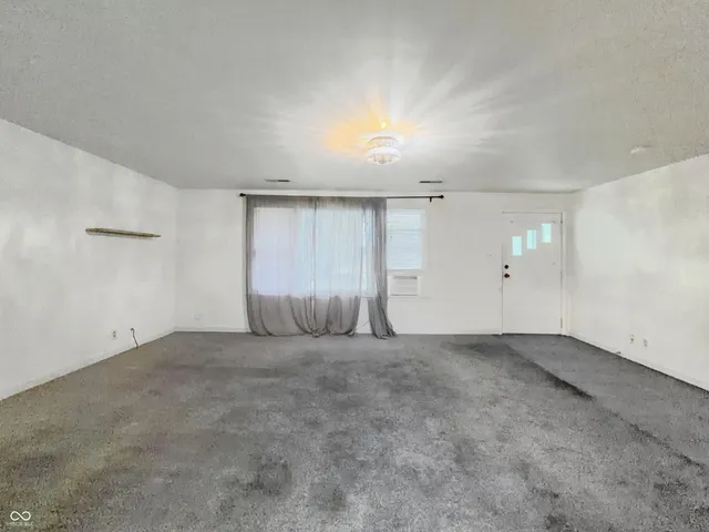 $105,000 | 220 East 54th Street, Anderson, IN 46013