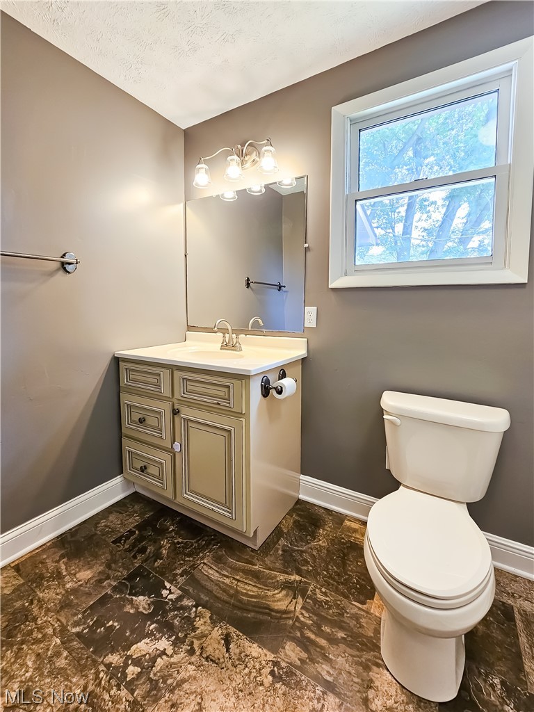 5244 Ridge Avenue Southeast Canton, OH 44707 - Photo 11 of 23 Gallery Image 11