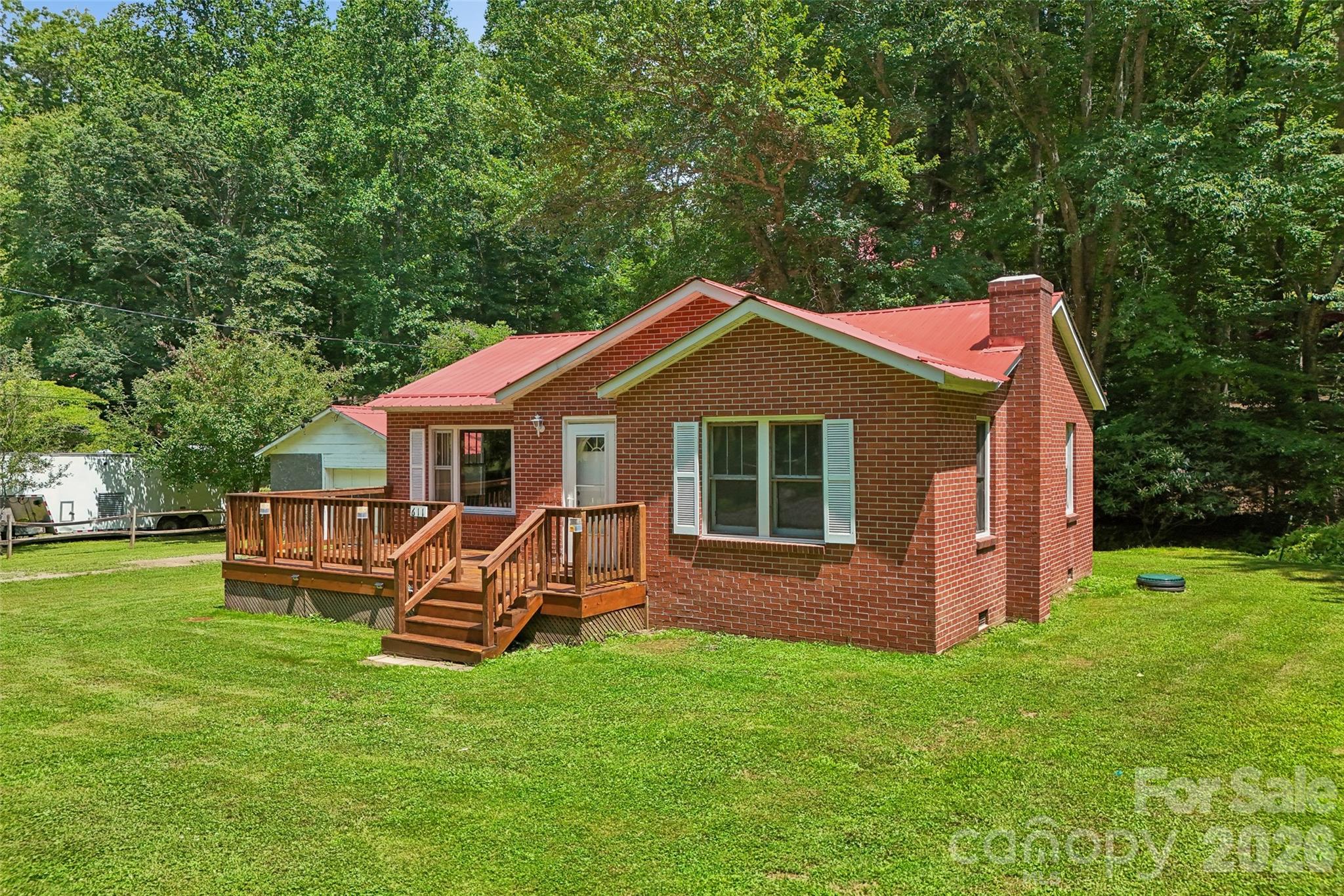 611 Reeves Cove Road Candler, NC 28715 - Photo 8 of 44