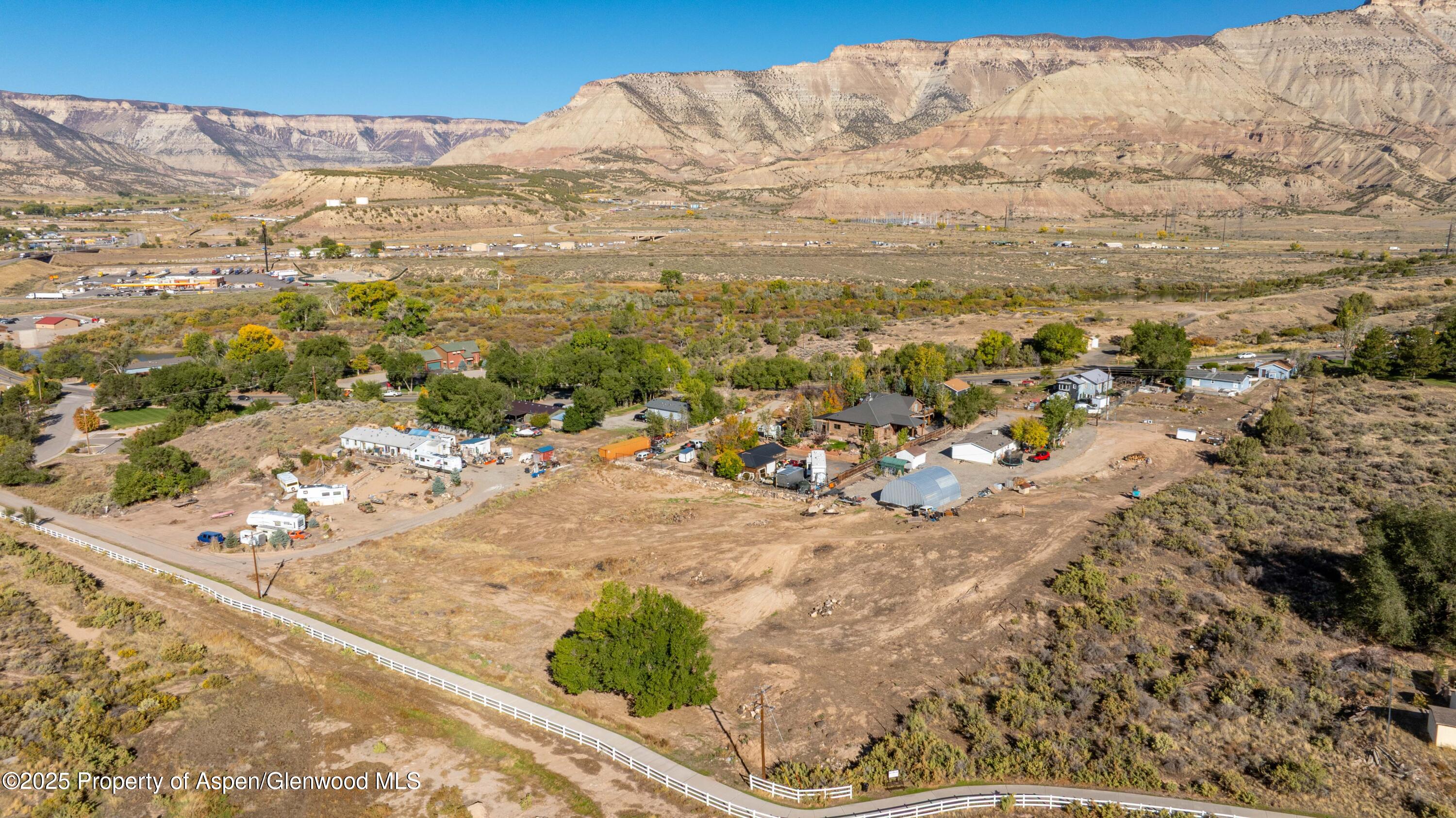 305 Parachute Co 81635 Parachute, CO 81635 - Photo 3 of 10 a view of ocean view