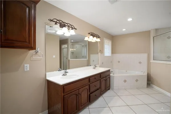 $2,900 | 4205 Ora Street, Edinburg, TX 78539