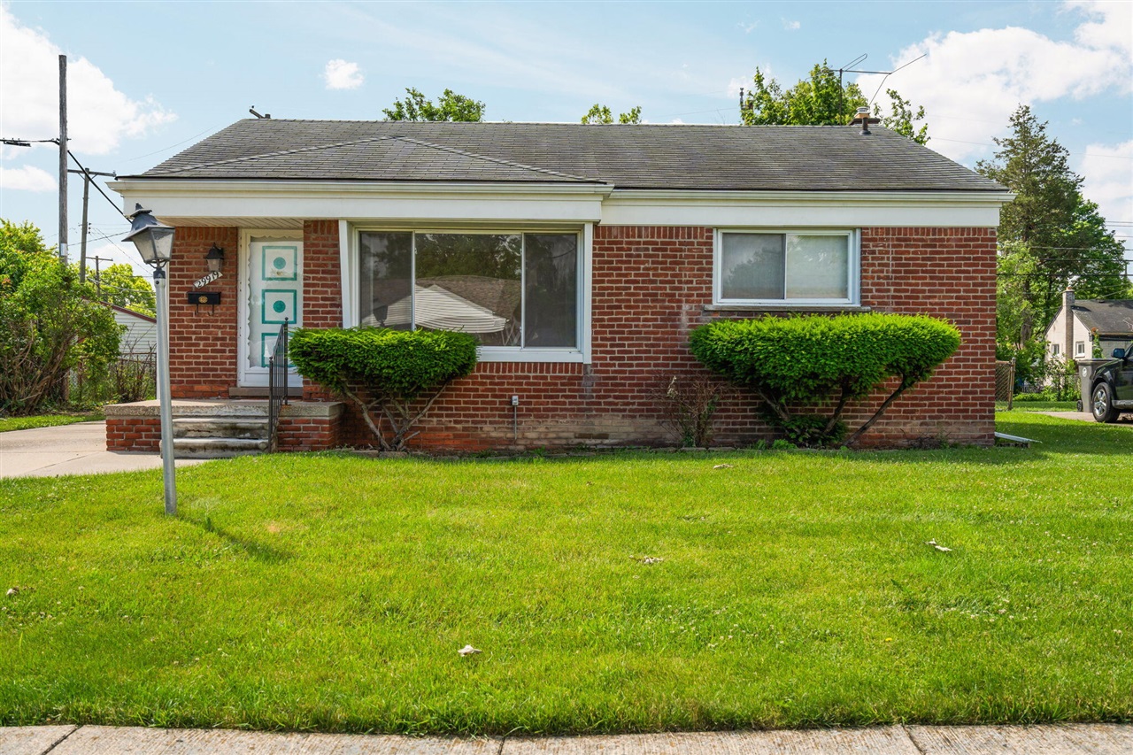 29919 Spring Arbor Drive Inkster, MI 48141 - Photo 1 of 51