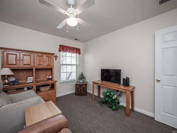 $289,000 | 312 East Evergreen Road, Evansville, IN 47711