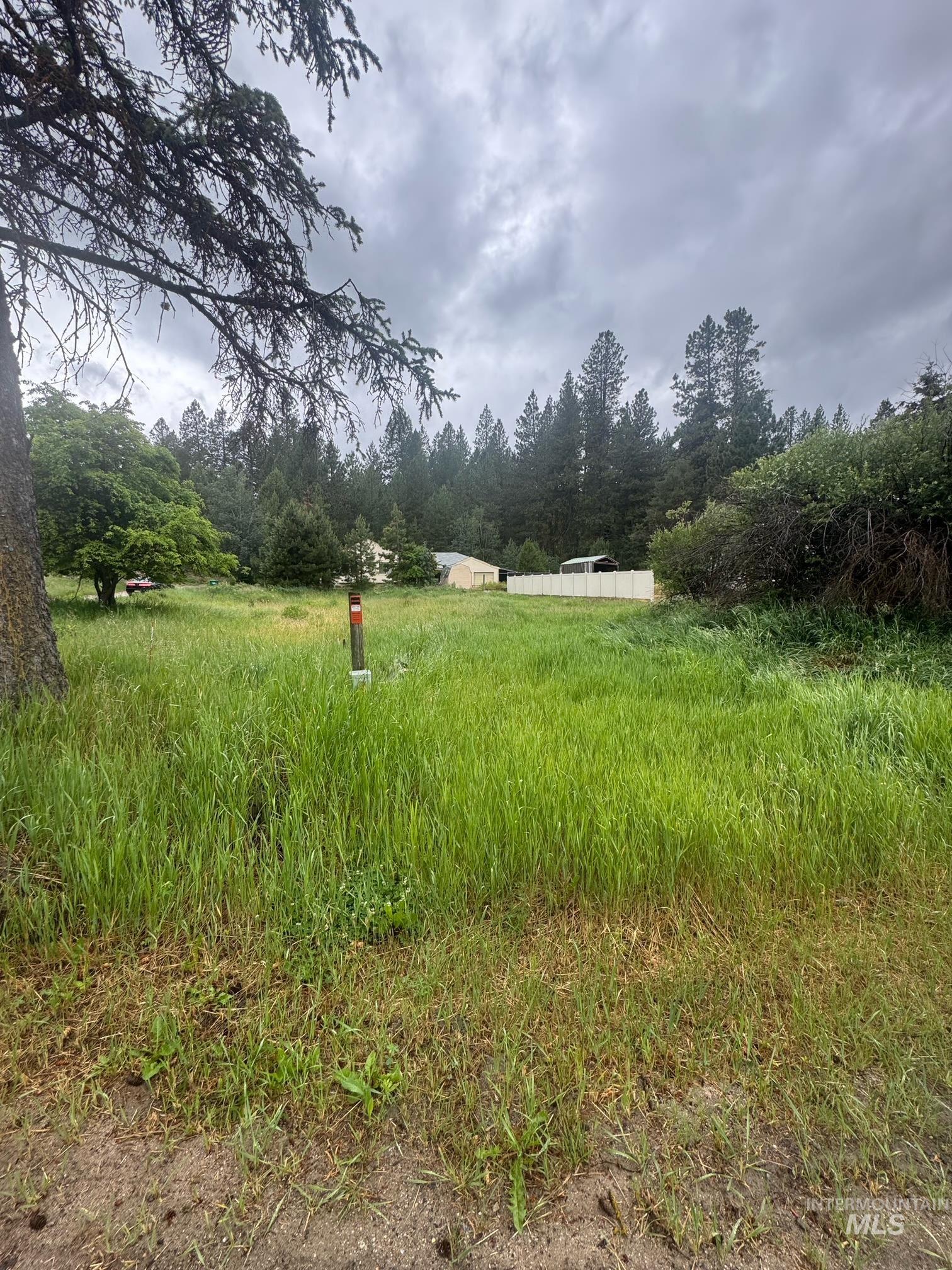401 Basque Drive Cascade, ID 83611 - Photo 4 of 7