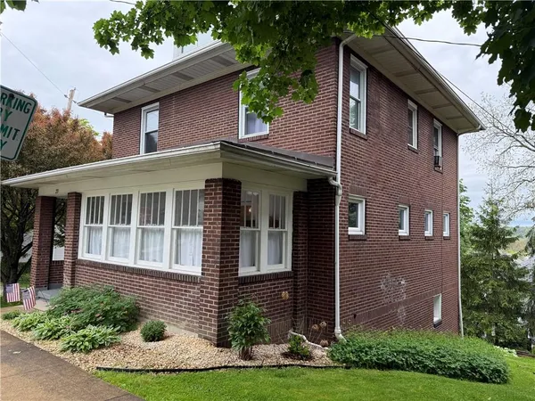 $2,000 | 235 Center Avenue, Greensburg, PA 15601