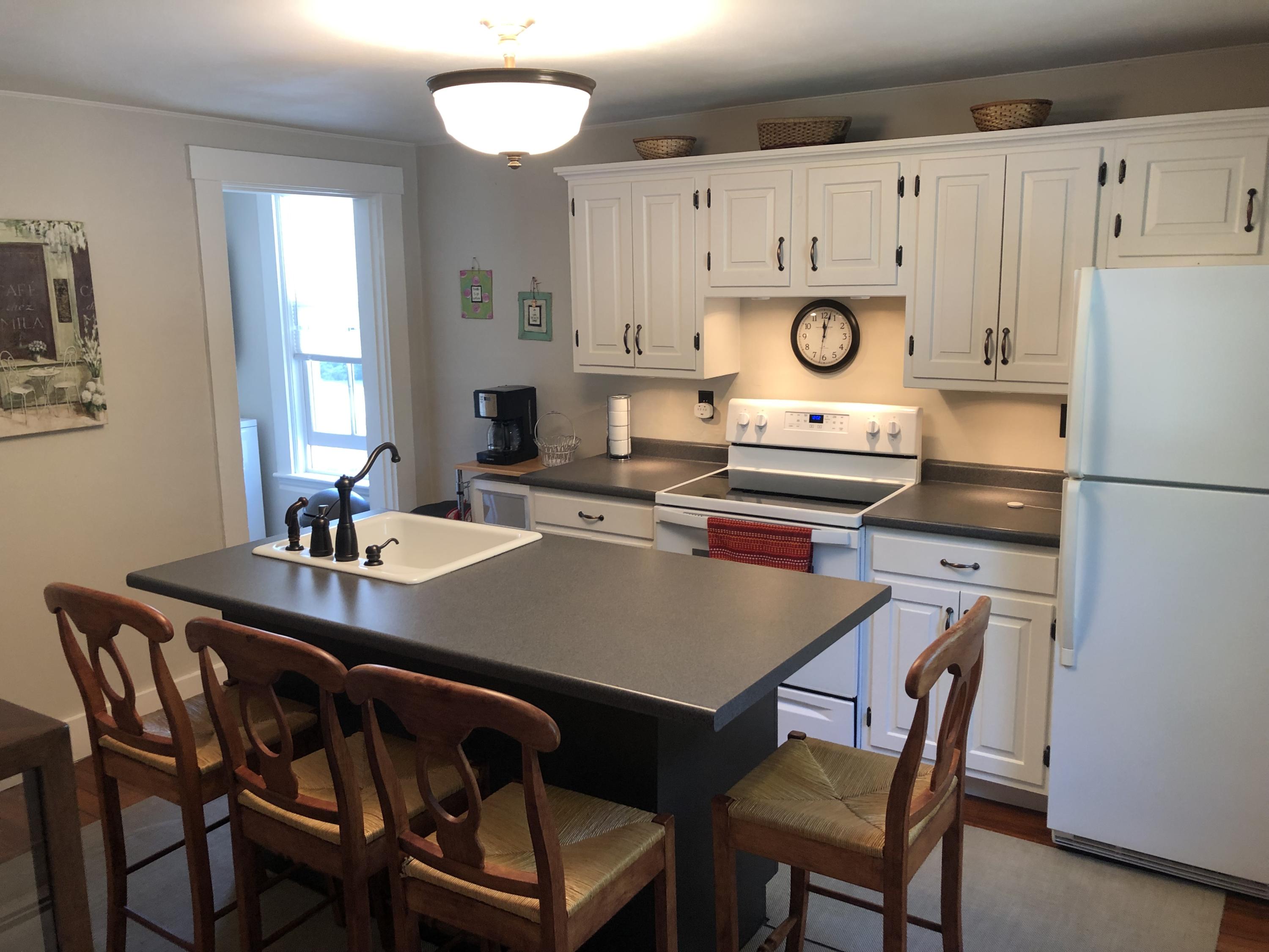 13 Ledge Road, Unit 2 Ogunquit, ME 03907 - Photo 4 of 16 IMG_0466