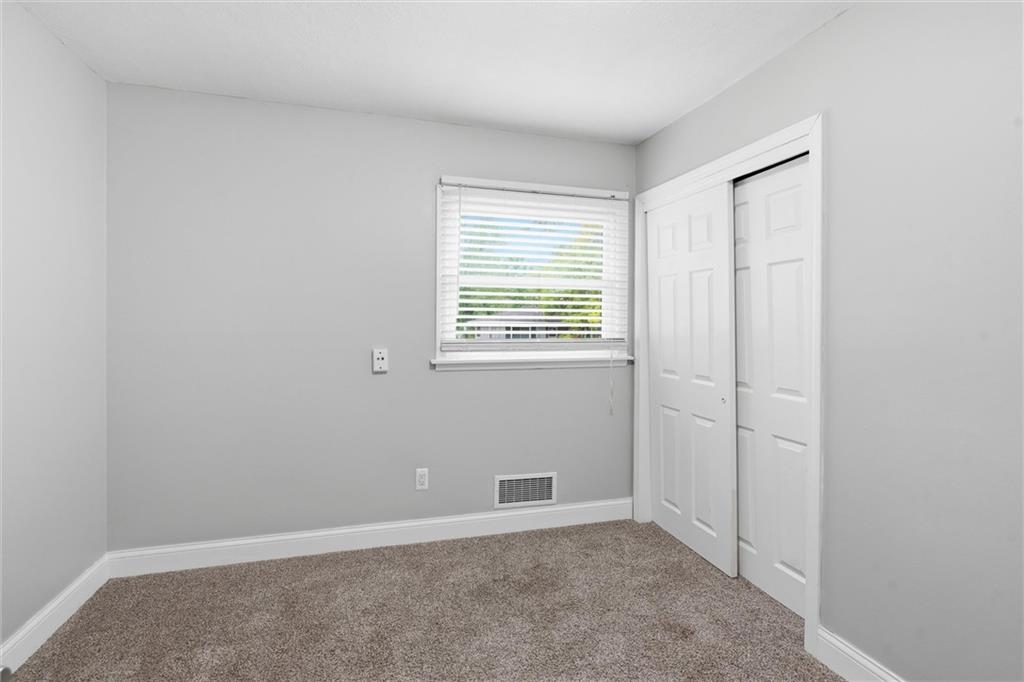 2902 West 7th Street Lawrence, KS 66049 - Photo 12 of 18
