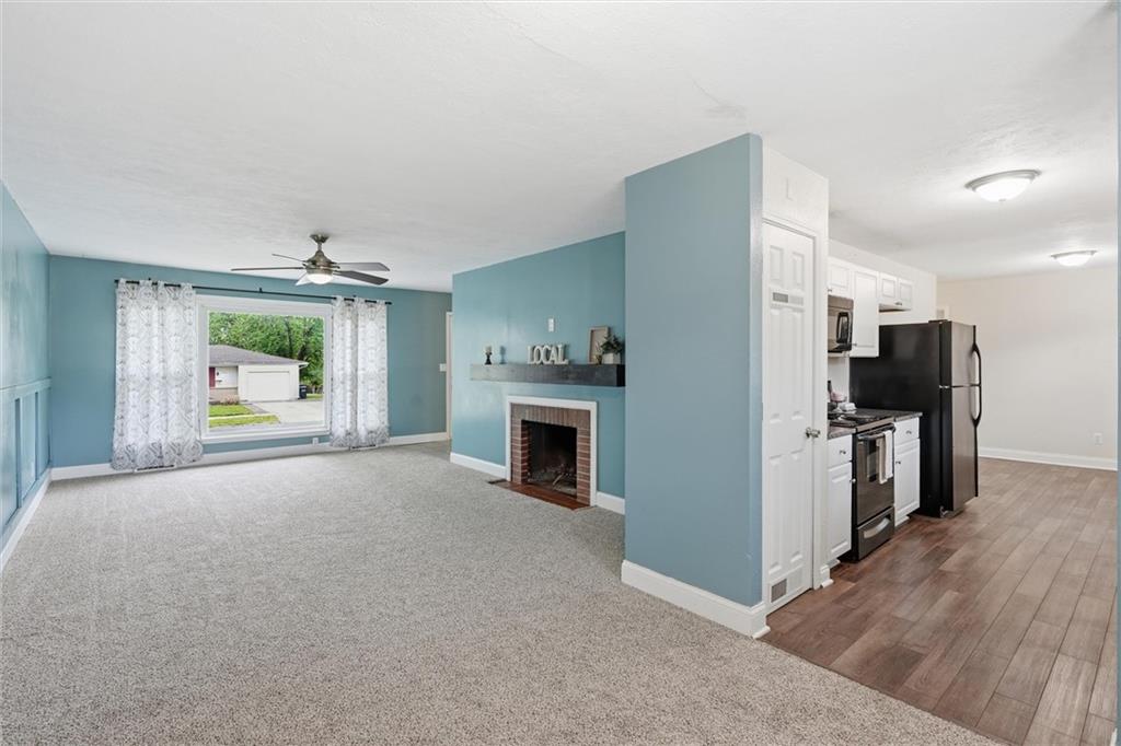 2902 West 7th Street Lawrence, KS 66049 - Photo 3 of 18