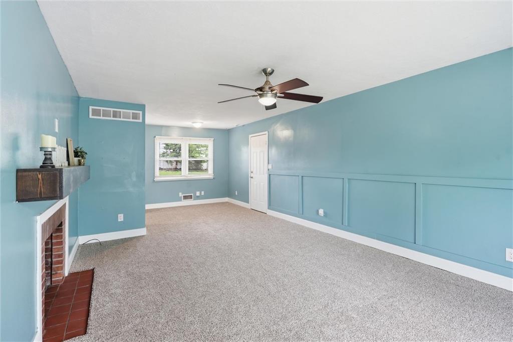 2902 West 7th Street Lawrence, KS 66049 - Photo 5 of 18