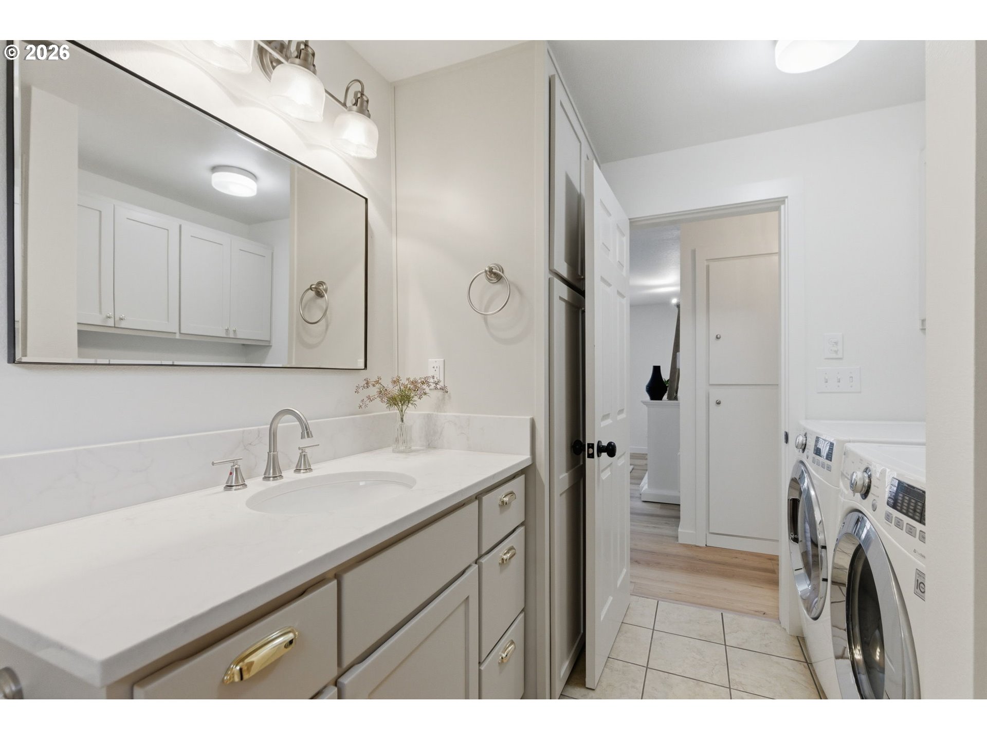 2945 Southwest Miles Street Portland, OR 97219 - Photo 19 of 31