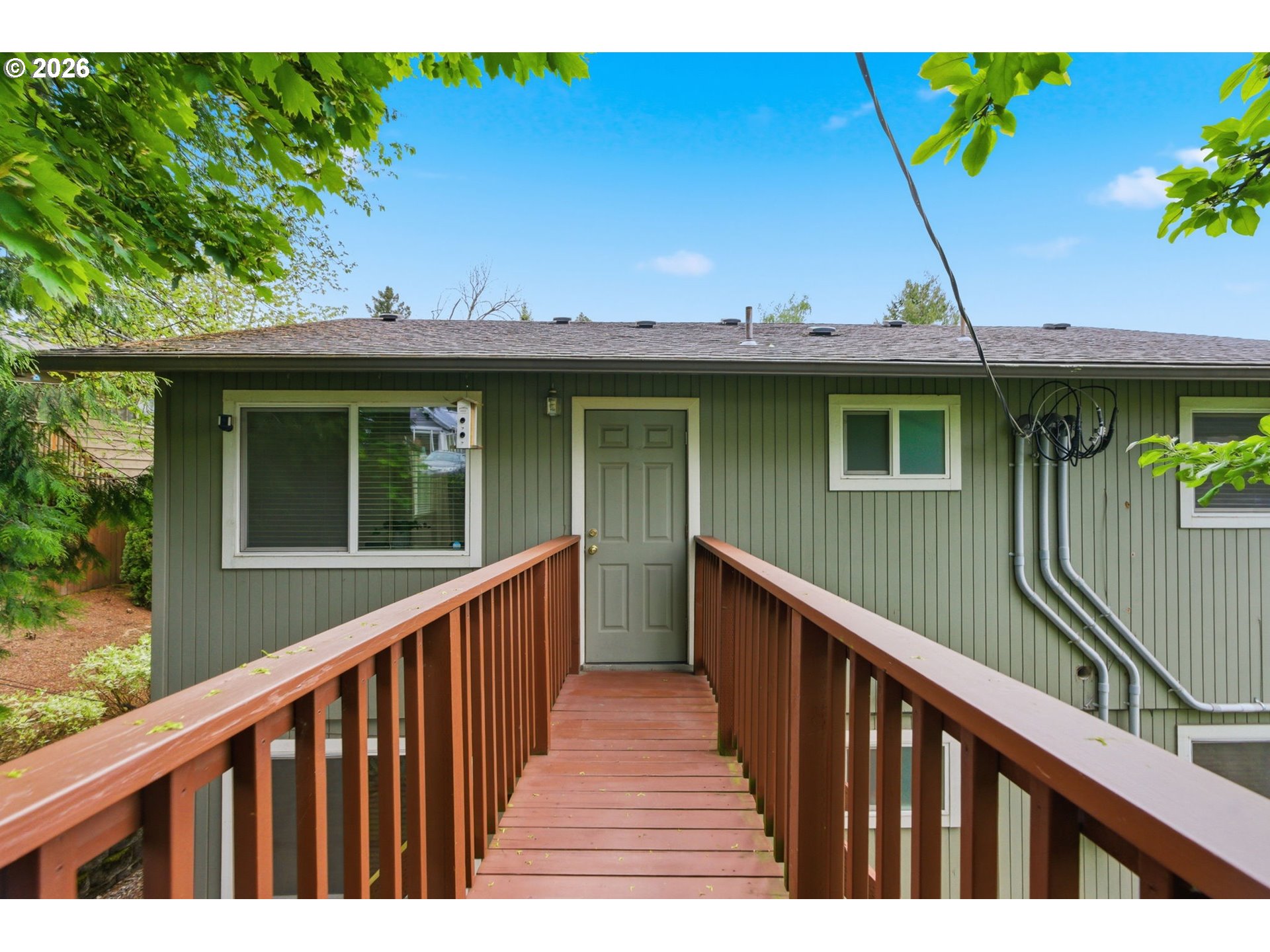 2945 Southwest Miles Street Portland, OR 97219 - Photo 4 of 31