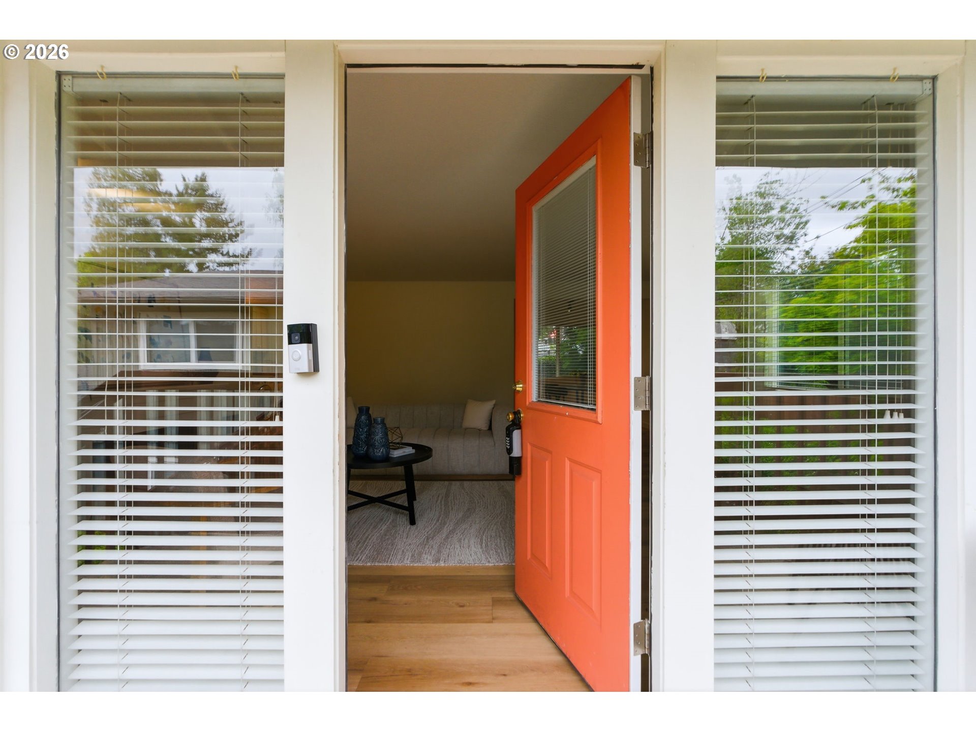 2945 Southwest Miles Street Portland, OR 97219 - Photo 5 of 31