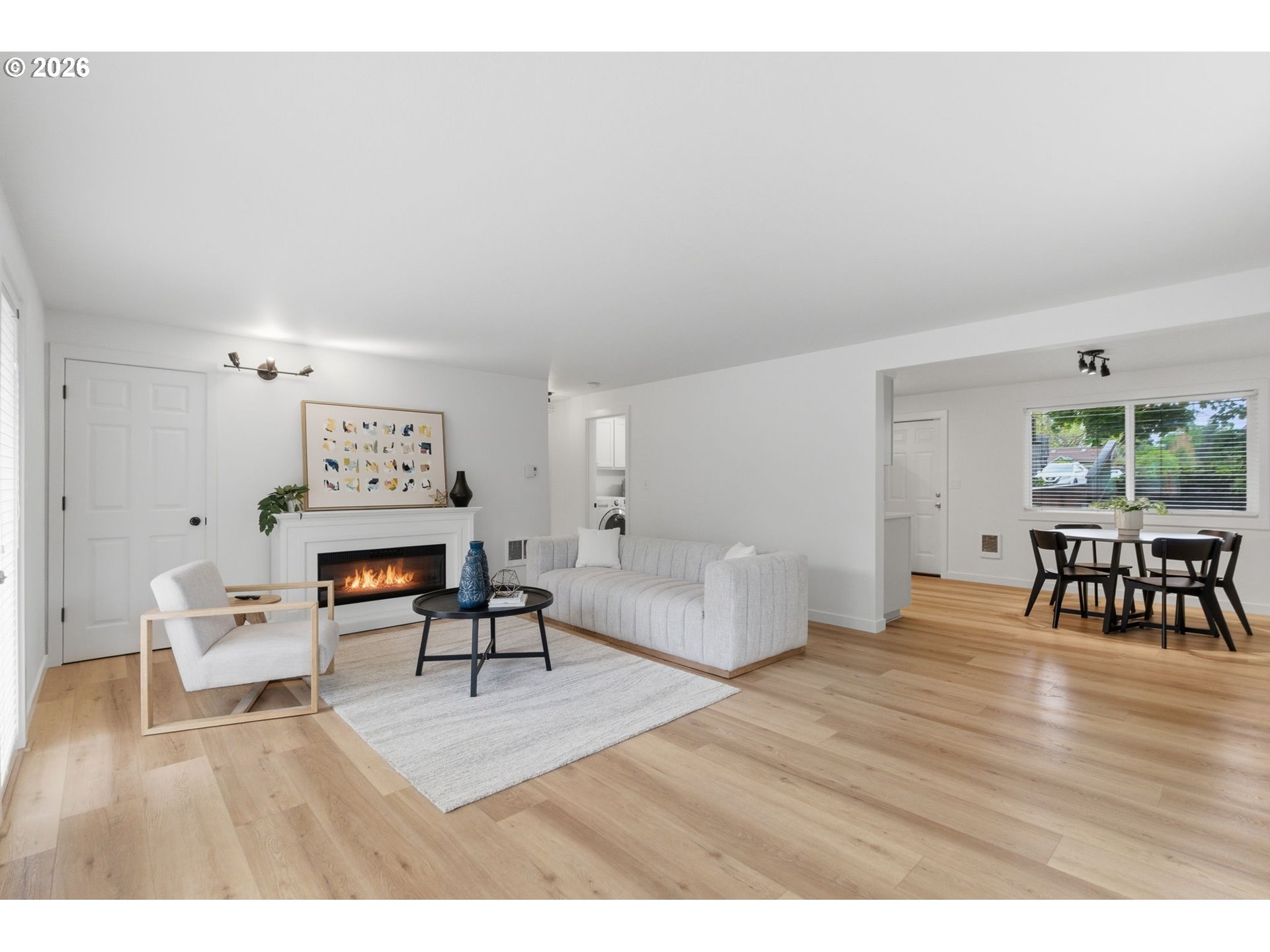 2945 Southwest Miles Street Portland, OR 97219 - Photo 7 of 31
