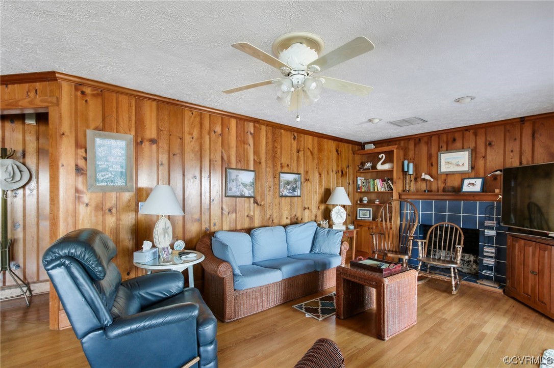 19083 Farm Road Smithfield, VA 23430 - Photo 7 of 34 Gallery Image 7