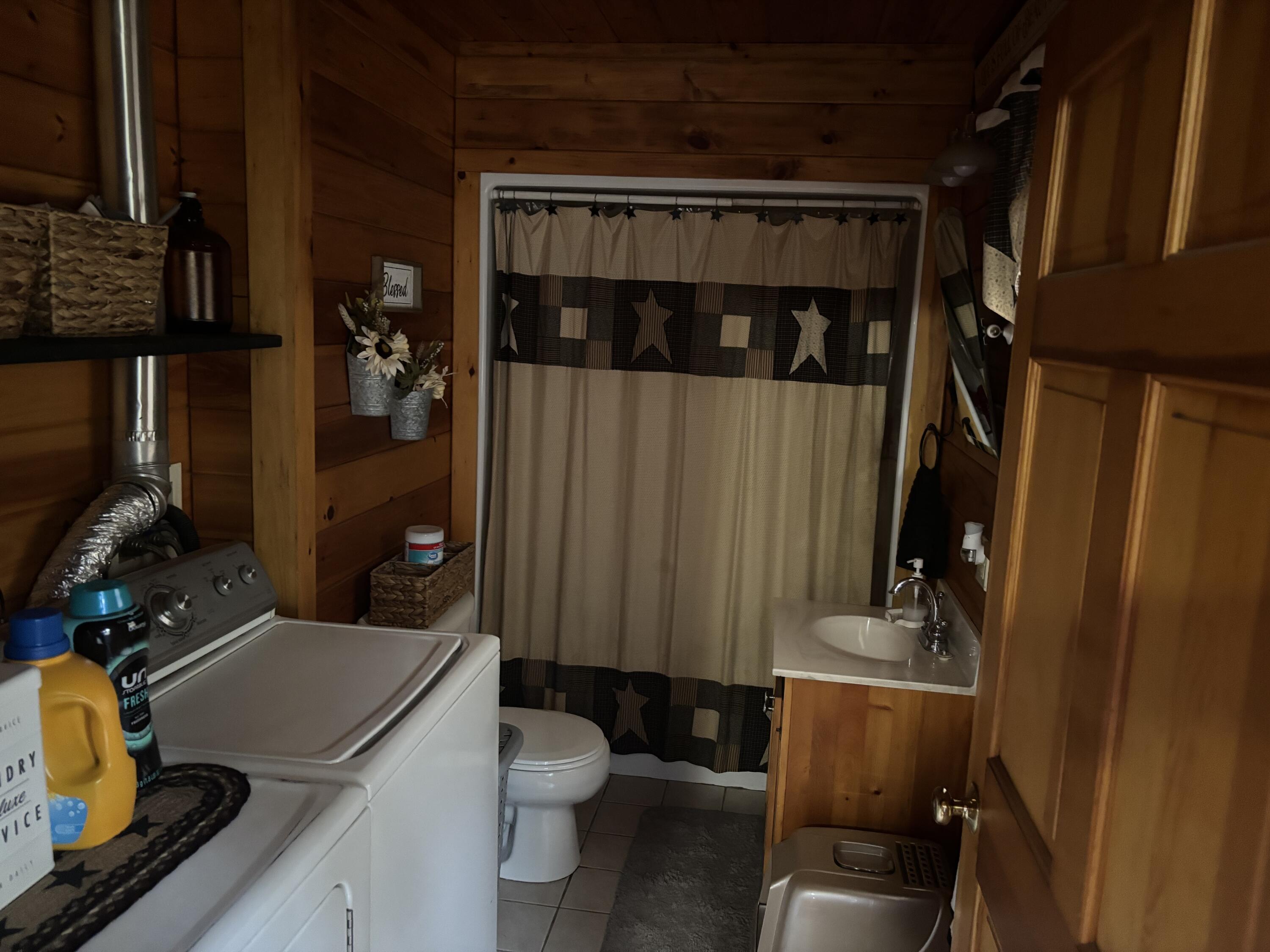 47 Hope Road Newport, ME 04953 - Photo 10 of 19 IMG_5016