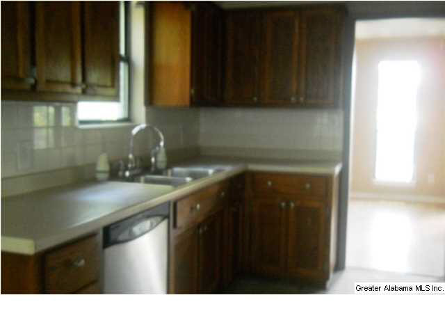 1281 County Road 33 Pelham, AL 35124 - Photo 3 of 10